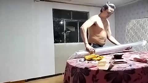 Frizzy girl online show from 12/12/24, 02:37