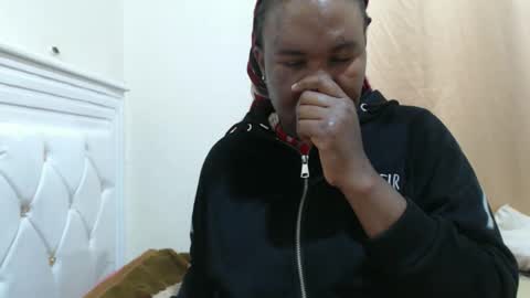 Snapshot of fruity28 chatting on 10/19/25, 11:22 fruity28 online show from 10/19/25, 11:22