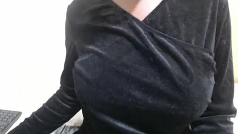 fruity28 online show from 11/16/25, 04:40