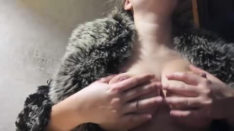 Snapshot of frumcake chatting on 02/14/25, 02:18 FrumCake online show from 02/14/25, 02:18