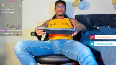 Snapshot of fuck_hardlove chatting on 02/01/25, 06:00 Ricardodominic 1 MODELO INDEPENDIENTE online show from 02/01/25, 06:00