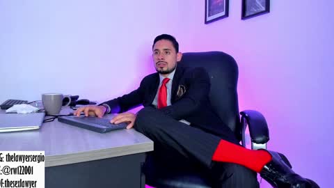 Snapshot of fuckerwate chatting on 01/06/25, 10:05 SERGIO THE SEX LAWYER online show from 01/06/25, 10:05