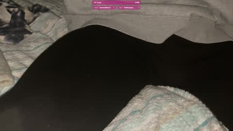 Snapshot of funboyfem chatting on 10/16/25, 08:26 funboyfem online show from 10/16/25, 08:26