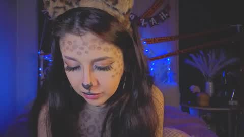 Tiffany online show from 11/02/25, 01:19