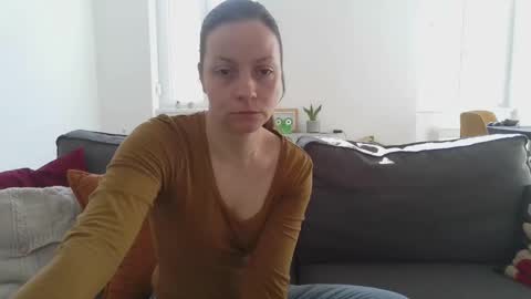 Snapshot of funservice chatting on 03/04/25, 08:24 funservice online show from 03/04/25, 08:24