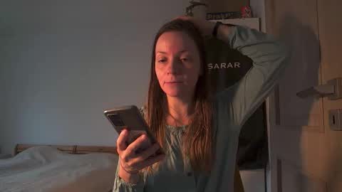 Snapshot of funservice chatting on 11/20/25, 09:53 funservice online show from 11/20/25, 09:53