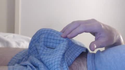 Snapshot of funtime072 chatting on 10/29/25, 11:23 funtime072 online show from 10/29/25, 11:23