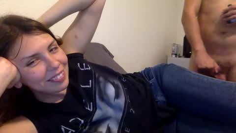 Fushia online show from 09/28/25, 10:59