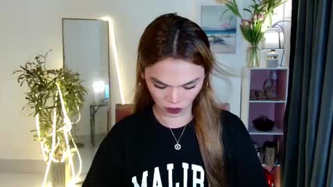 fushialore online show from 10/14/25, 12:00