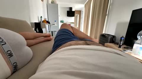 Snapshot of fuzitzu2 chatting on 09/21/25, 08:27 fuzitzu2 online show from 09/21/25, 08:27