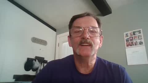 Snapshot of fxson8 chatting on 02/09/25, 06:58 fxson8 online show from 02/09/25, 06:58