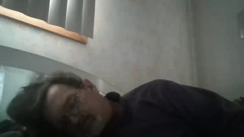 Snapshot of fxson8 chatting on 02/13/25, 01:05 fxson8 online show from 02/13/25, 01:05