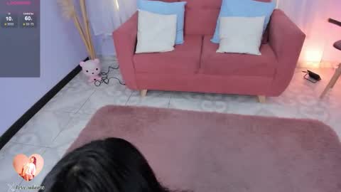 Snapshot of gabbie_kim chatting on 11/11/25, 12:05 Sofia online show from 11/11/25, 12:05