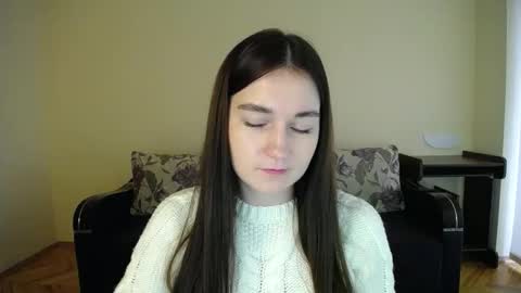 Snapshot of gabby_di chatting on 12/06/24, 12:05 Jaklin online show from 12/06/24, 12:05