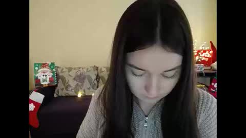 Snapshot of gabby_di chatting on 01/05/25, 12:31 Jaklin online show from 01/05/25, 12:31