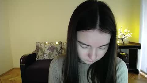 Snapshot of gabby_di chatting on 01/22/25, 08:07 Jaklin online show from 01/22/25, 08:07
