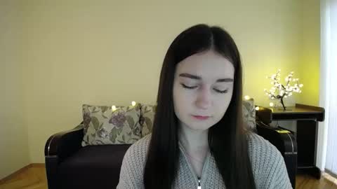 Snapshot of gabby_di chatting on 02/03/25, 08:35 Jaklin online show from 02/03/25, 08:35