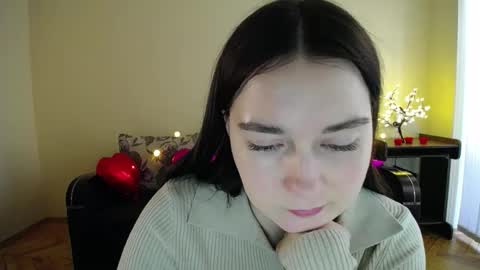 Snapshot of gabby_di chatting on 02/27/25, 01:07 Jaklin online show from 02/27/25, 01:07