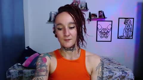Snapshot of gabby_moon09 chatting on 10/07/25, 09:45 gabby_moon09 online show from 10/07/25, 09:45