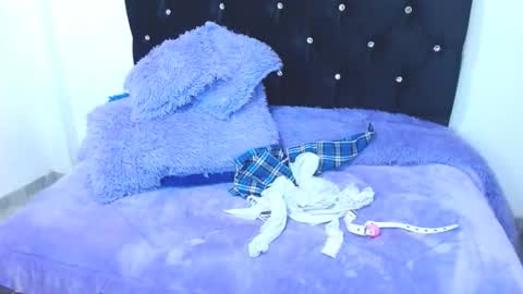 gabi_jhons_23 online show from 11/06/25, 10:27