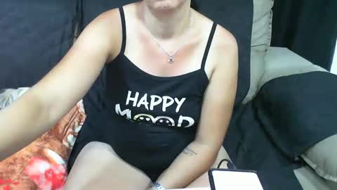 Snapshot of gabibrasil chatting on 02/09/25, 04:14 gaby layla online show from 02/09/25, 04:14
