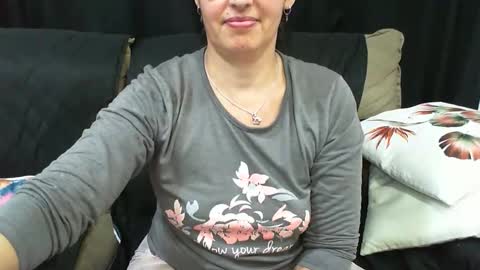 Snapshot of gabibrasil chatting on 09/09/25, 11:37 gaby layla online show from 09/09/25, 11:37
