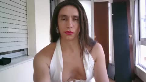 Snapshot of gabitg chatting on 10/30/25, 04:08 Gabi online show from 10/30/25, 04:08