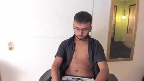 Snapshot of gabriel_blake chatting on 09/09/25, 04:12 Gabriel New Model online show from 09/09/25, 04:12