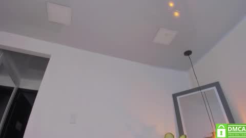 Snapshot of gabriela__gomez chatting on 10/08/25, 12:03 Carolina online show from 10/08/25, 12:03