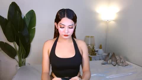 Snapshot of gabriela_deluxe chatting on 10/24/25, 08:44 gabriela_deluxe online show from 10/24/25, 08:44