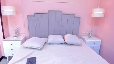   online show from 10/19/25, 11:11