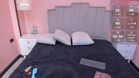   online show from 10/31/25, 11:55