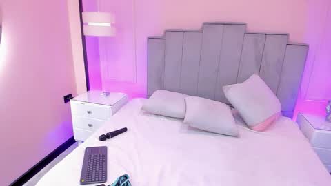   online show from 11/06/25, 12:06