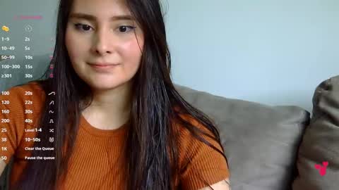 Snapshot of gabriela_miller_2 chatting on 12/27/24, 02:54 Gabriela Miller online show from 12/27/24, 02:54