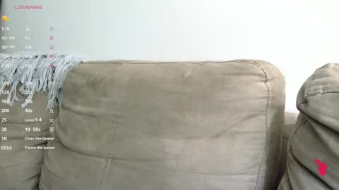 Snapshot of gabriela_miller_2 chatting on 01/14/25, 02:43 Gabriela Miller online show from 01/14/25, 02:43