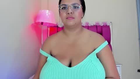 Gaby Im on vacation see you on November 25 online show from 01/15/25, 03:50