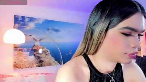 Snapshot of gabrielats23 chatting on 01/25/25, 06:23 Gabriela online show from 01/25/25, 06:23