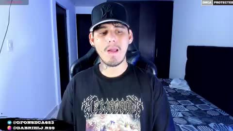 Snapshot of gabrieljr99 chatting on 10/12/25, 03:49 Gabe online show from 10/12/25, 03:49