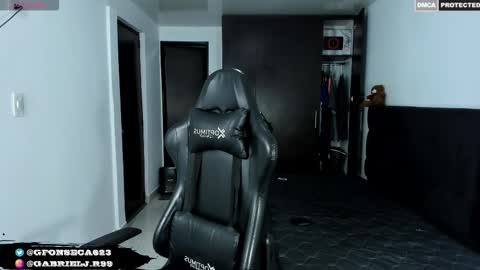 Snapshot of gabrieljr99 chatting on 11/11/25, 04:12 Gabe online show from 11/11/25, 04:12