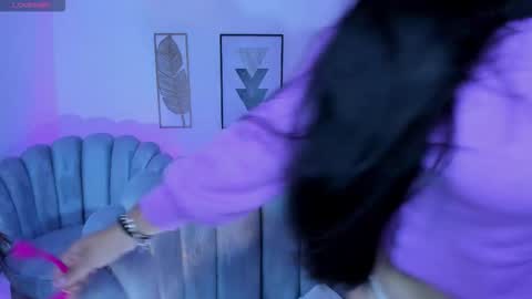 gabriella_evans_ online show from 11/01/25, 11:12