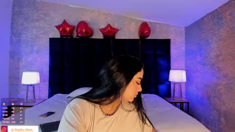 Snapshot of gaby_blaze chatting on 02/19/25, 01:51 Gaby Blaze online show from 02/19/25, 01:51