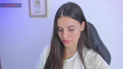 Snapshot of gaby_olsen chatting on 01/24/25, 01:45 Gabriela online show from 01/24/25, 01:45