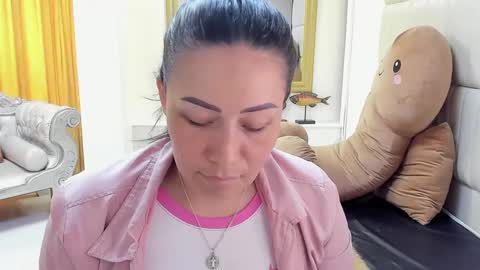 gabriela online show from 12/26/24, 03:31