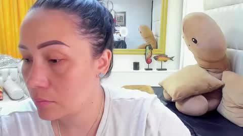 gabriela online show from 01/09/25, 04:28