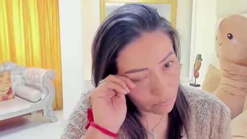 gabriela online show from 02/04/25, 01:48