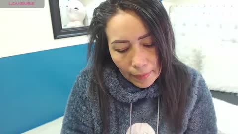 gabriela online show from 02/17/25, 02:04