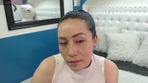 gabriela online show from 02/21/25, 06:04