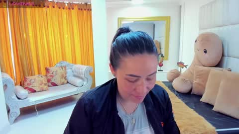 gabriela online show from 03/01/25, 01:51