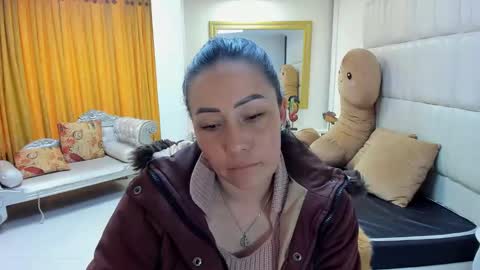 gabriela online show from 03/08/25, 07:53