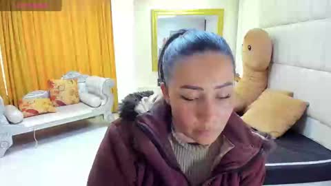 gabriela online show from 03/12/25, 06:55